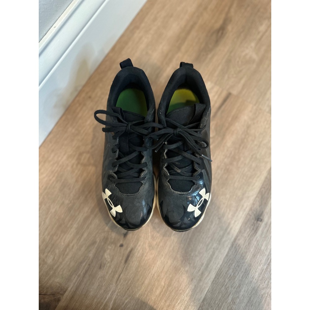 Under Armour Baseball Cleats Kids Youth 3.5 Black White Molded Athletic Sports - Picture 4 of 12
